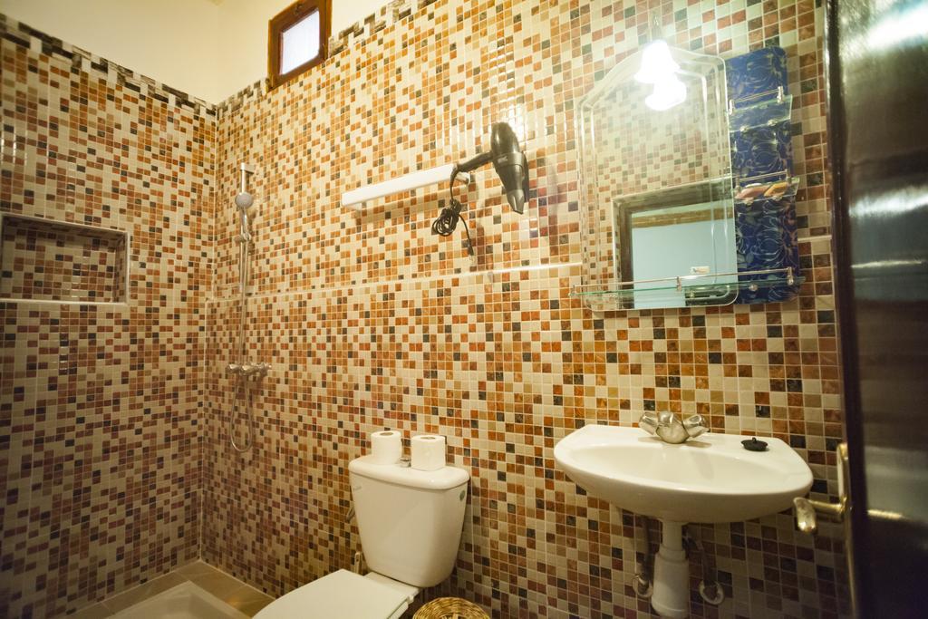 La Terrasse Des Delices Bed & Breakfast Fint Exterior photo